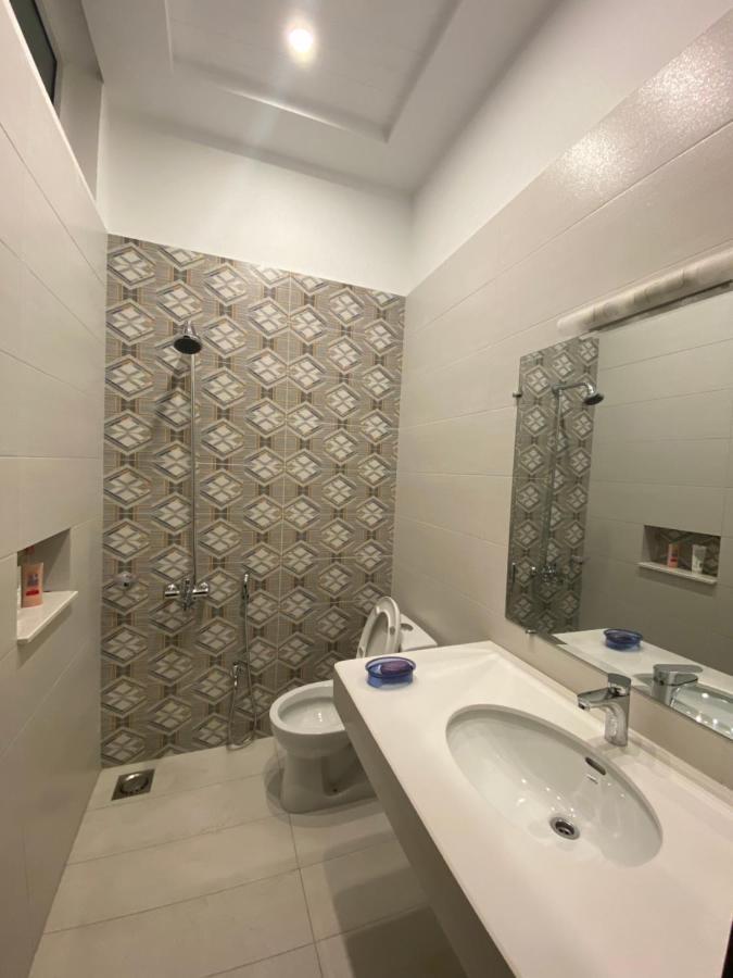 Luxury Guest House In Bahria Town ラーワルピンディー エクステリア 写真
