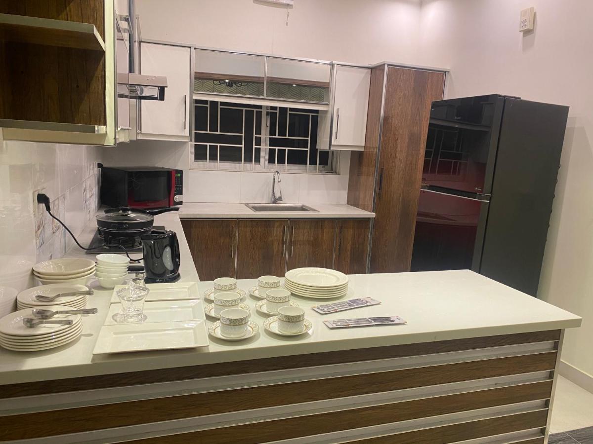 Luxury Guest House In Bahria Town ラーワルピンディー エクステリア 写真
