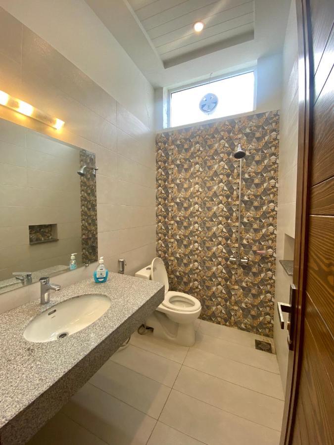 Luxury Guest House In Bahria Town ラーワルピンディー エクステリア 写真