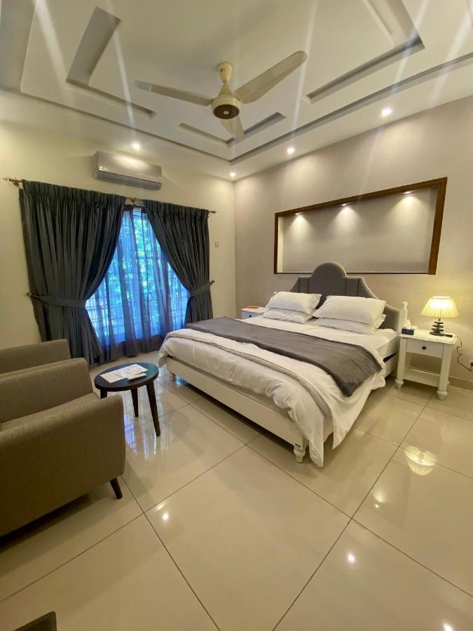 Luxury Guest House In Bahria Town ラーワルピンディー エクステリア 写真